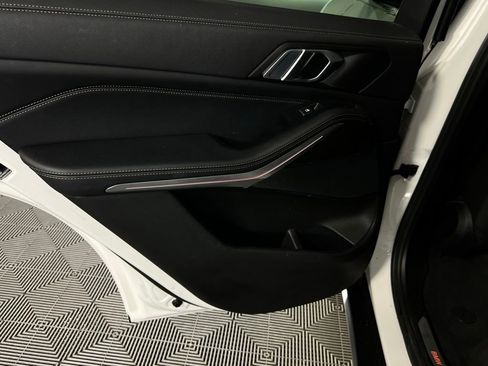 Used 2023 BMW X5 sDrive40i image 30