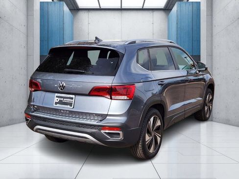 Used 2024 Volkswagen Taos SE image 27