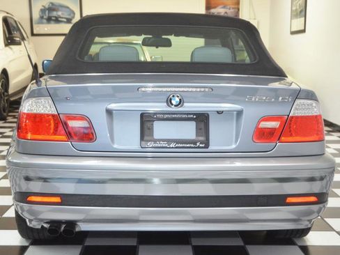 Used 2006 BMW 325Ci Convertible image 9