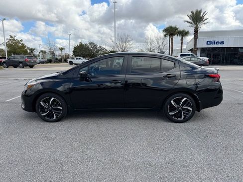 Used 2025 Nissan Versa SR w/ Trunk Package image 2