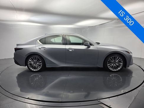 Used 2023 Lexus IS 300 w/ Premium Package RWD image 3