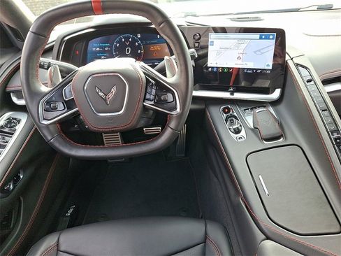 Used 2022 Chevrolet Corvette Stingray Premium Conv w/ Z51 Performance Package image 15