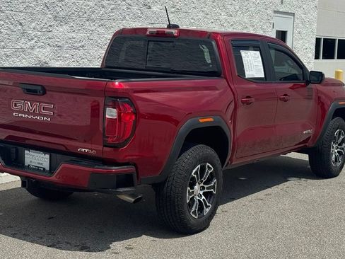 Used 2025 GMC Canyon AT4 AWD/4WD image 3