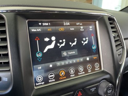 Used 2018 Jeep Grand Cherokee Altitude image 35