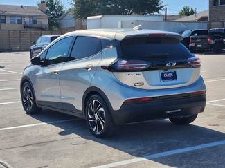 Used 2023 Chevrolet Bolt LT w/ Infotainment Package FWD video 3