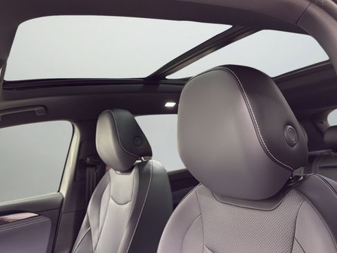 New 2026 Volkswagen Tiguan SE R-Line AWD/4WD image 19