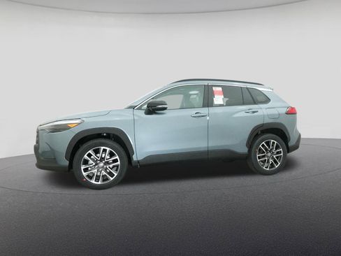 New 2026 Toyota Corolla Cross XLE w/ Convenience Package FWD image 18