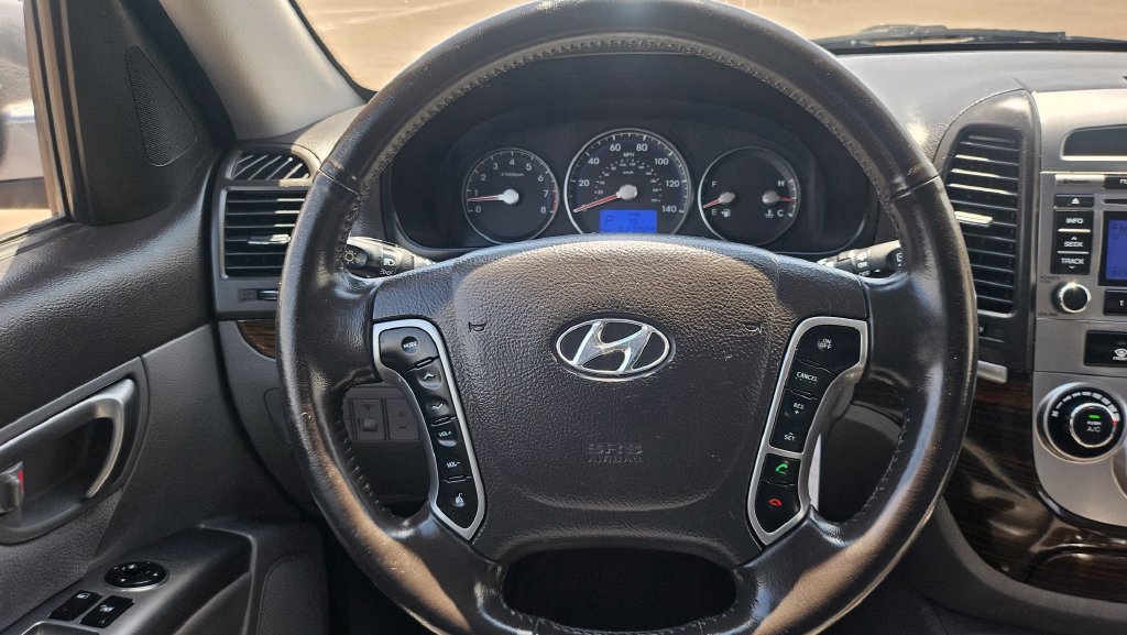 Used 2010 Hyundai Santa Fe SE AWD/4WD image 29
