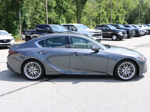 Used 2023 Lexus IS 300 w/ Premium Package RWD image 9
