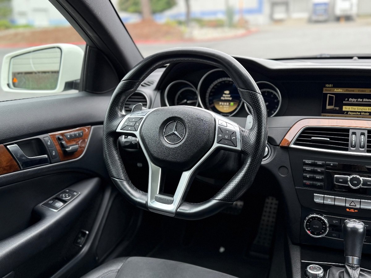 Used 2012 Mercedes-Benz C 63 AMG Coupe image 23