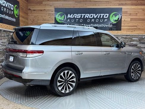 Used 2024 Lincoln Navigator Reserve AWD/4WD image 11