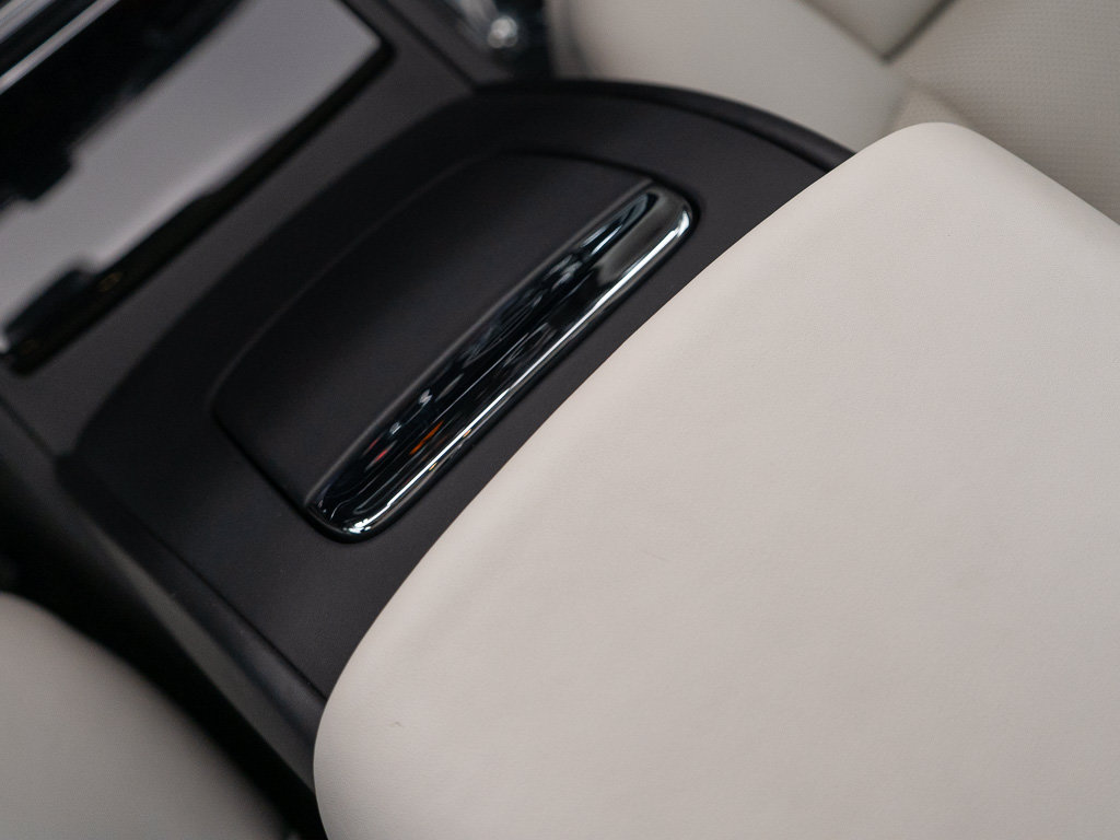 Certified 2018 Rolls-Royce Phantom Sedan RWD image 40