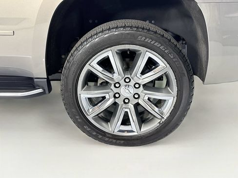 Used 2017 Chevrolet Tahoe Premier AWD/4WD image 31