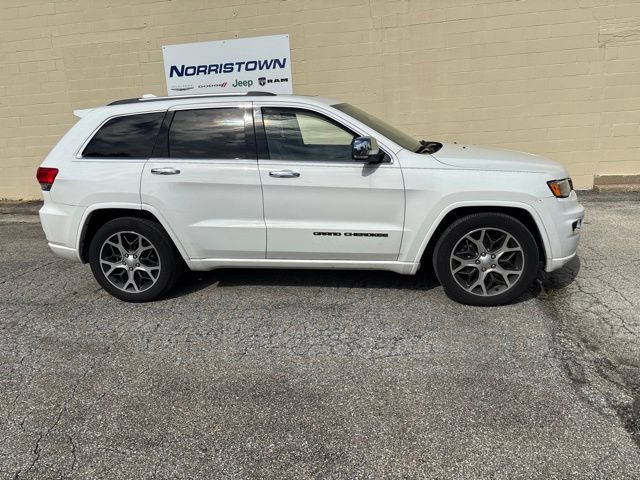 Used 2021 Jeep Grand Cherokee Overland AWD/4WD image 3
