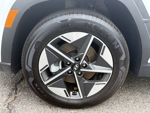 Used 2025 Hyundai Tucson SEL w/ Tow & Go Package AWD/4WD image 13