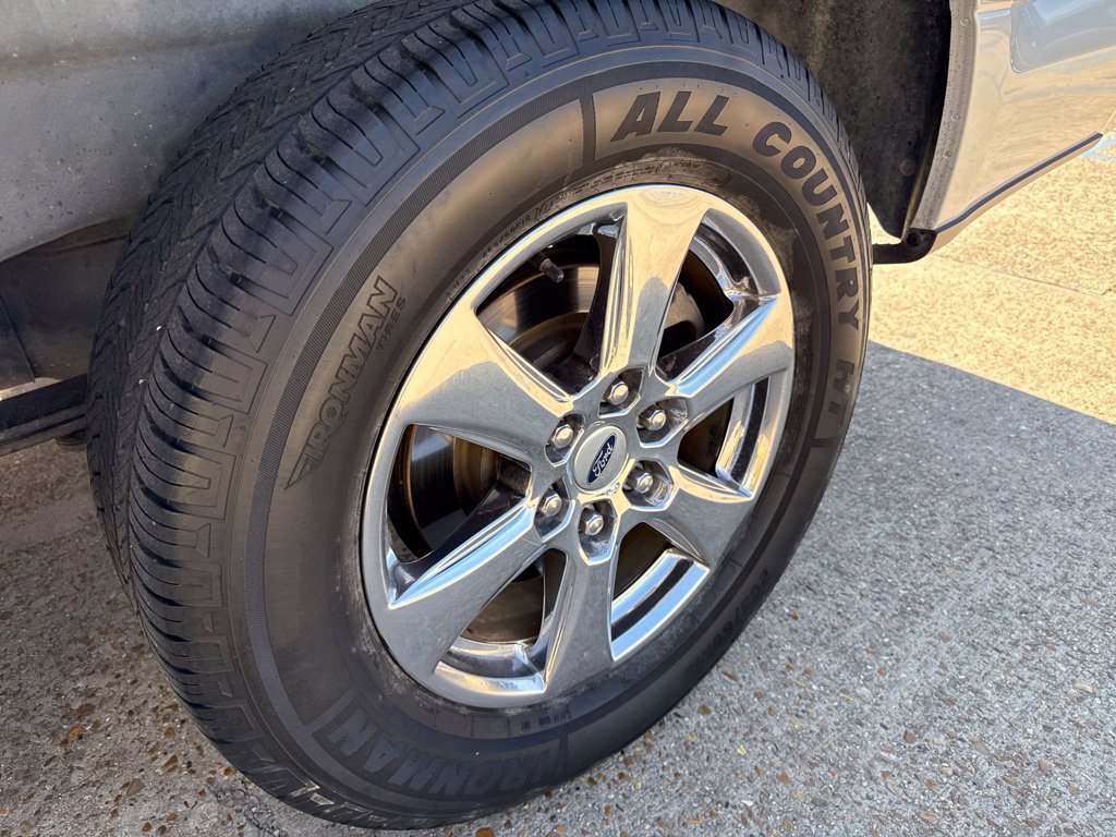 Used 2018 Ford F150 XLT w/ Equipment Group 301A Mid RWD image 11