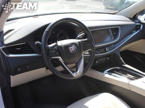 Used 2023 Buick Enclave Essence w/ Experience Buick Package AWD/4WD image 13