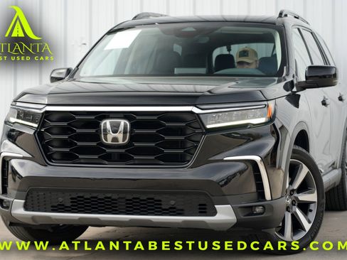 Used 2023 Honda Pilot Touring image 1