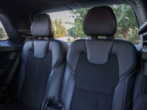 Used 2018 Volvo XC90 T6 R-Design w/ Convenience Package image 19