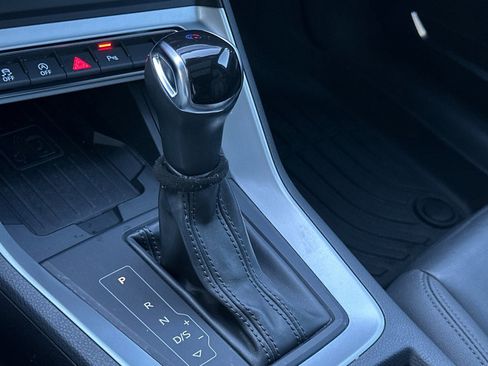 Used 2020 Audi Q3 2.0T Premium Plus w/ Premium Plus Package image 18