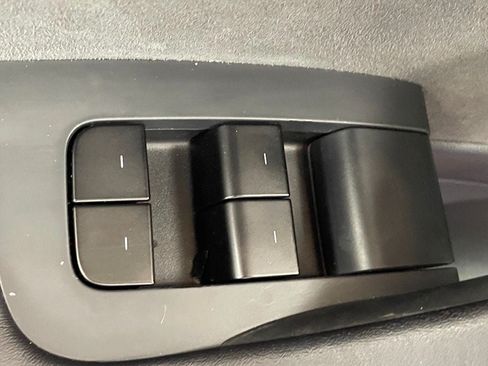 Used 2021 Tesla Model 3 Performance AWD/4WD image 18