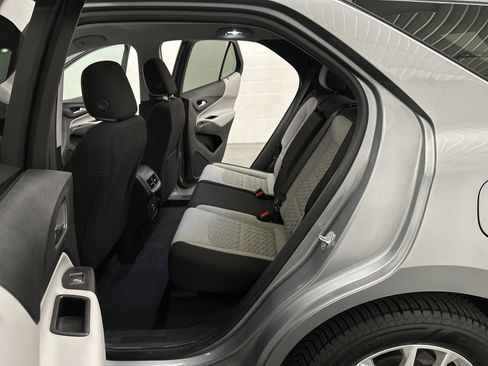 Used 2023 Chevrolet Equinox LT w/ LPO, Floor Liner Package image 17