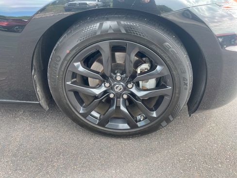 Used 2017 Nissan 370Z Touring RWD image 13