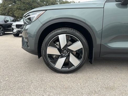 New 2026 Volvo EX40 Plus w/ Climate Package image 10