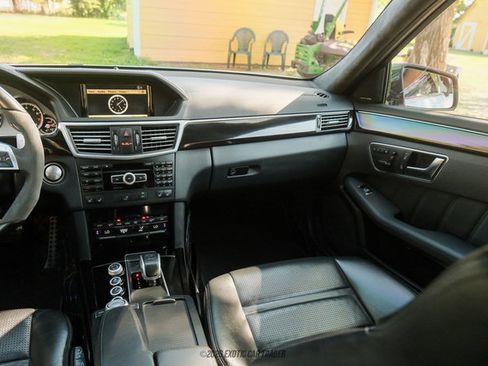 Used 2012 Mercedes-Benz E 63 AMG Wagon image 42