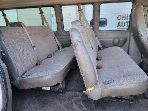 Used 2017 Chevrolet Express 3500 LT w/ LT Preferred Equipment Group image 28