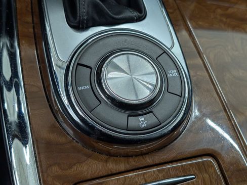 Used 2018 INFINITI QX80 2WD w/ Driver Assistance Package image 28