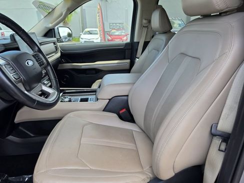 Used 2024 Ford Expedition Max Limited RWD image 17