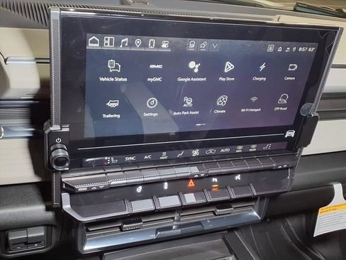 Used 2026 GMC Hummer EV SUV image 18