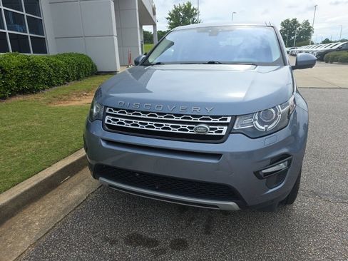 Used 2019 Land Rover Discovery Sport HSE AWD/4WD image 4
