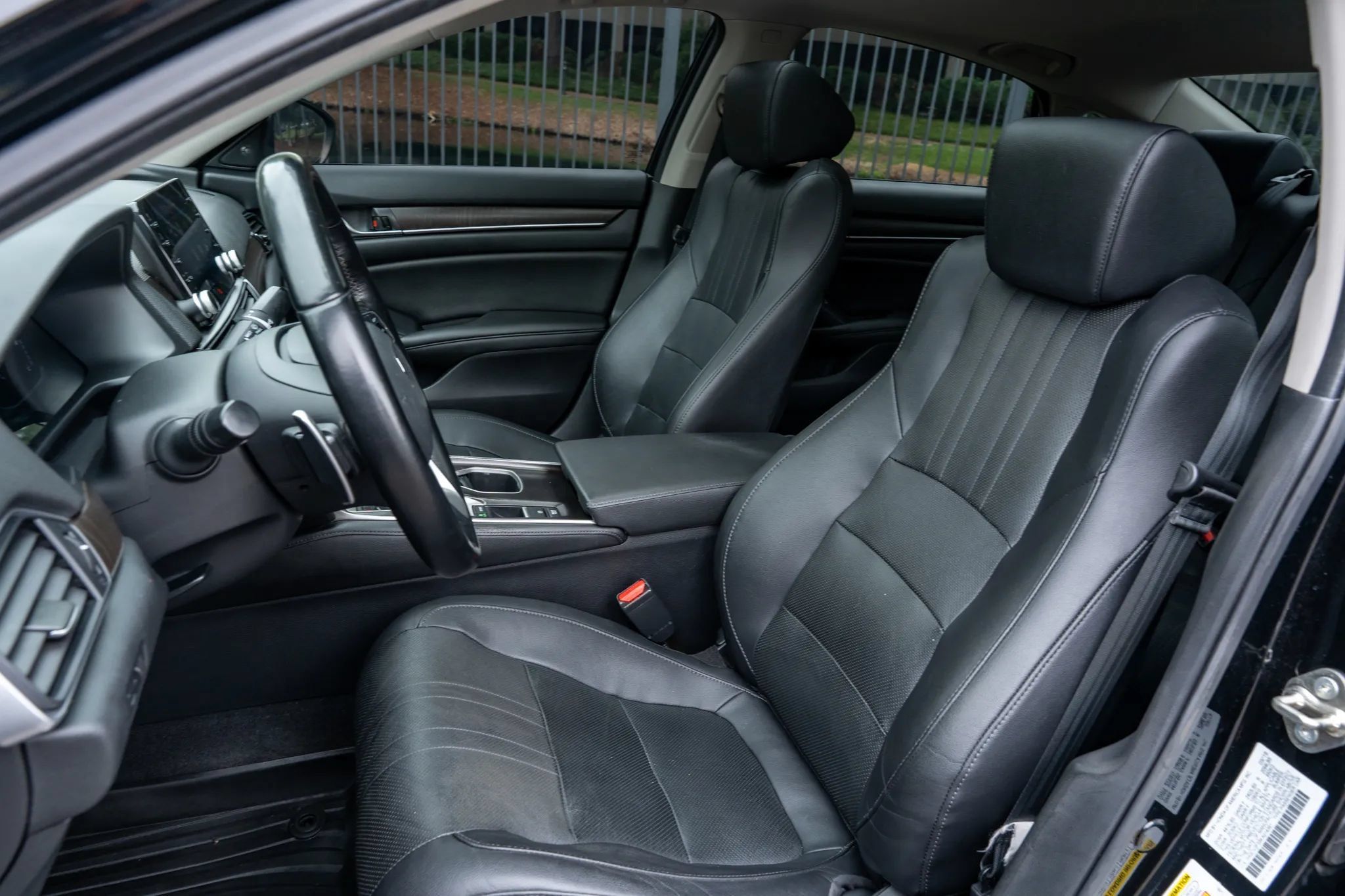 Used 2019 Honda Accord EX-L image 11