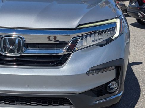 Used 2022 Honda Pilot Touring image 9