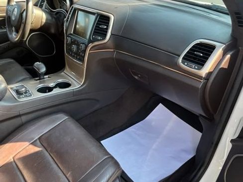 Used 2014 Jeep Grand Cherokee Summit AWD/4WD image 19