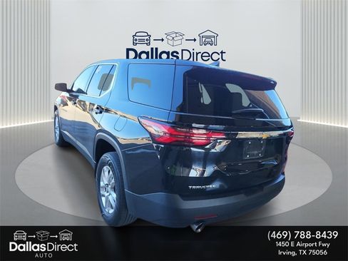 Used 2022 Chevrolet Traverse LS image 8