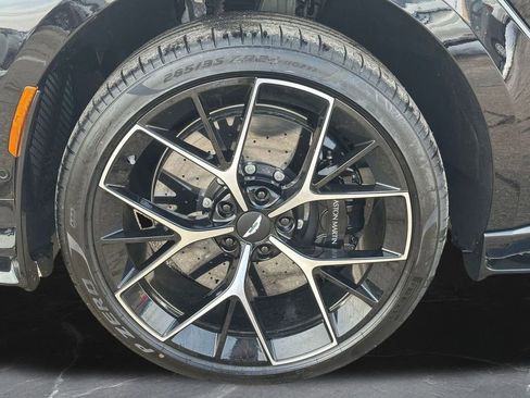 New 2026 Aston Martin DBX 707 AWD/4WD image 32