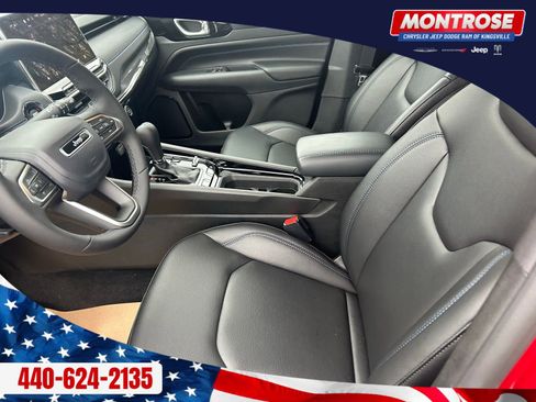 New 2026 Jeep Compass Limited image 11