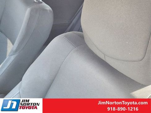 Used 2018 Toyota Corolla iM image 15