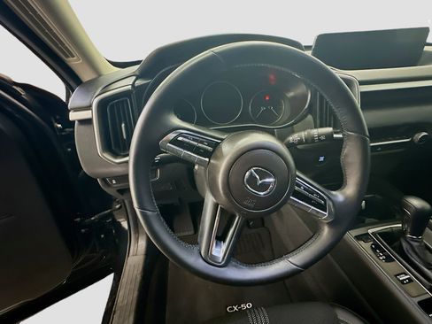 Used 2025 MAZDA CX-50 AWD 2.5 S w/ Premium Package image 18