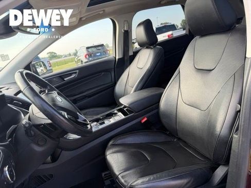 Used 2020 Ford Edge Titanium w/ Equipment Group 301A AWD/4WD image 12