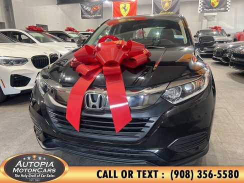 Used 2022 Honda HR-V LX image 1