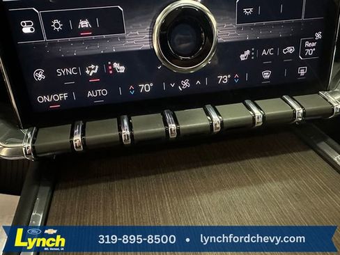 Used 2024 GMC Acadia Denali w/ Super Cruise Package image 14