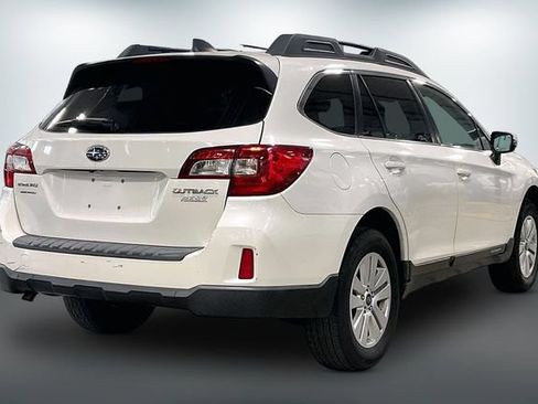Used 2017 Subaru Outback 2.5i Premium AWD/4WD image 13