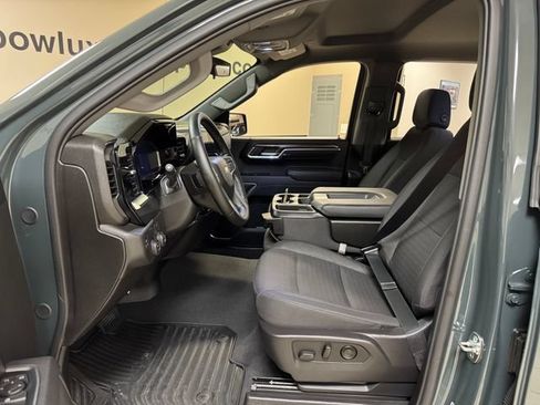 Used 2026 Chevrolet Silverado 1500 LT RWD image 8