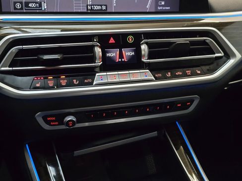 Used 2021 BMW X5 xDrive45e w/ Premium Package image 25