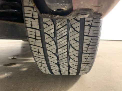 Used 2018 Toyota Camry SE image 37