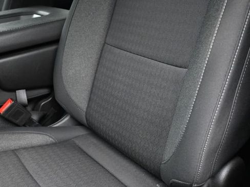 Used 2023 Chevrolet Silverado 1500 LT AWD/4WD image 14